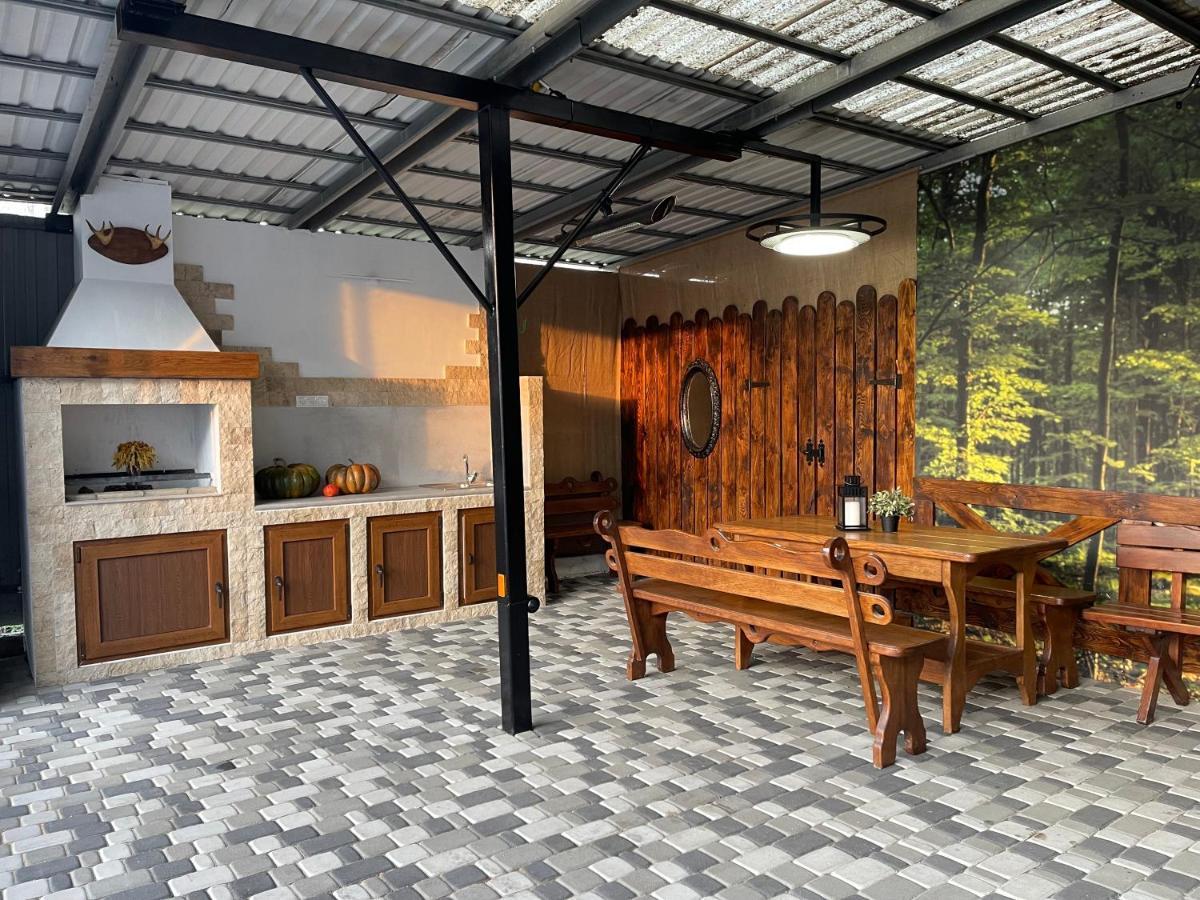 קייב Apartments With Kitchen And Garden מראה חיצוני תמונה