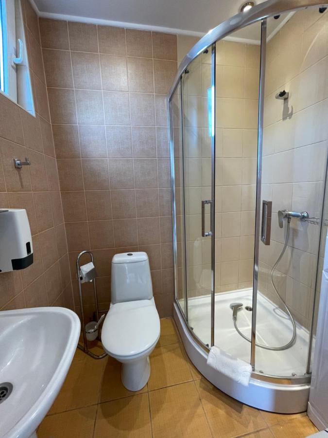 קייב Apartments With Kitchen And Garden מראה חיצוני תמונה
